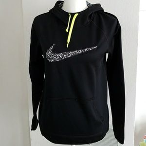 Nike Therma-Fit Hoodie